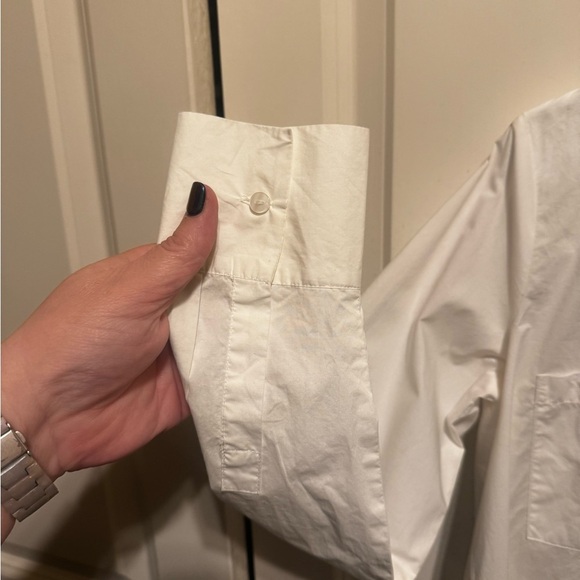 Ann Taylor Long Sleeve White Oversized Shirt Front Pockets Longer In Back Sz Sm - Picture 5 of 11